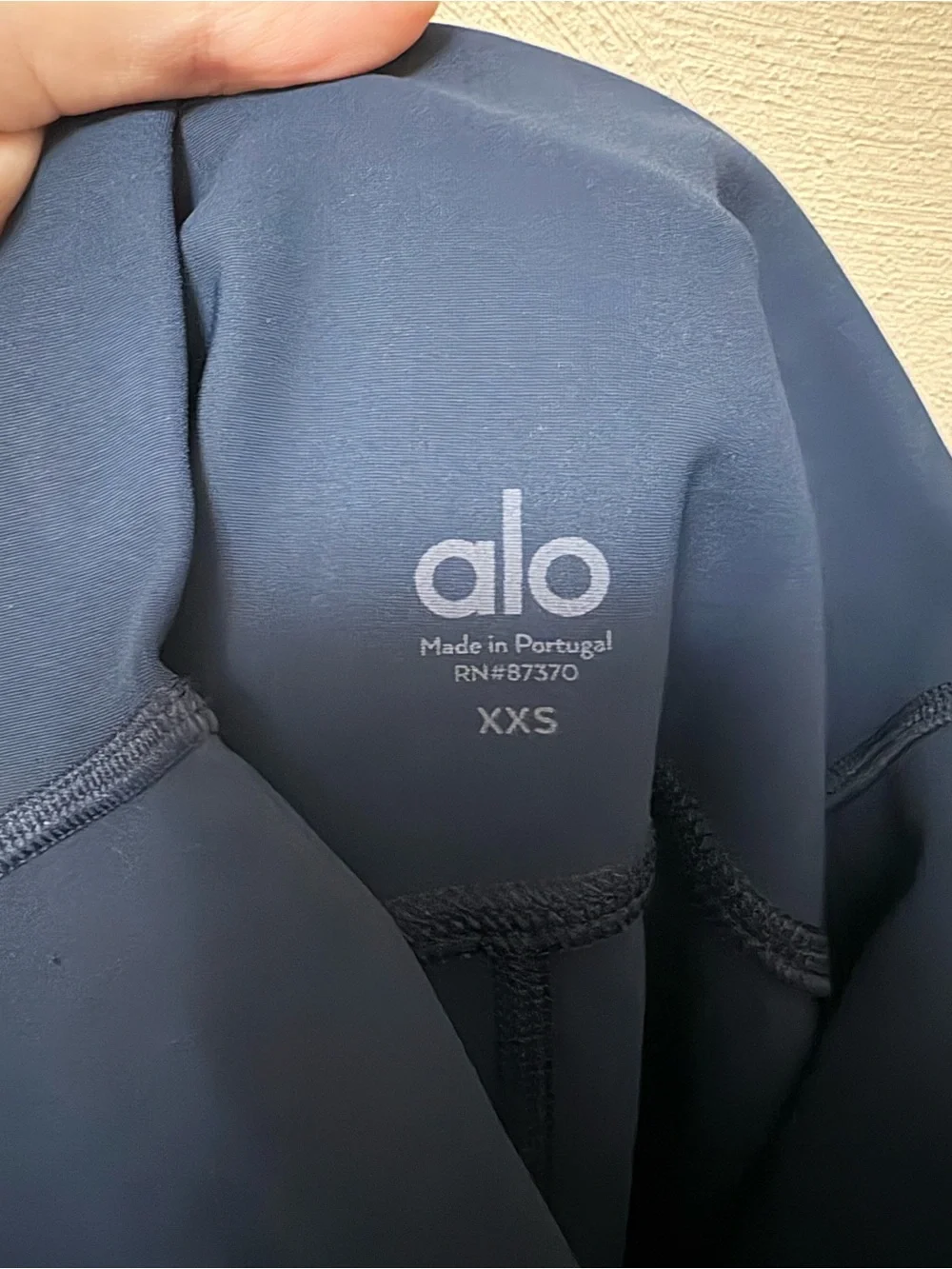 ALO Yoga High-Waist Ripped Warrior Legging Rich Navy Blue Size XXS NWT New